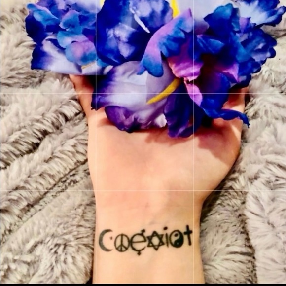 GEORGE MICHAEL SIGNED 8X10 Framed Photo Reprint With Guitar - Picture 3 of 7